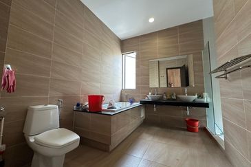 Jadite Suites @ Jade Hills