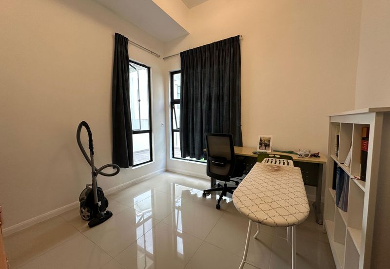 Jadite Suites @ Jade Hills