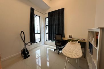 Jadite Suites @ Jade Hills