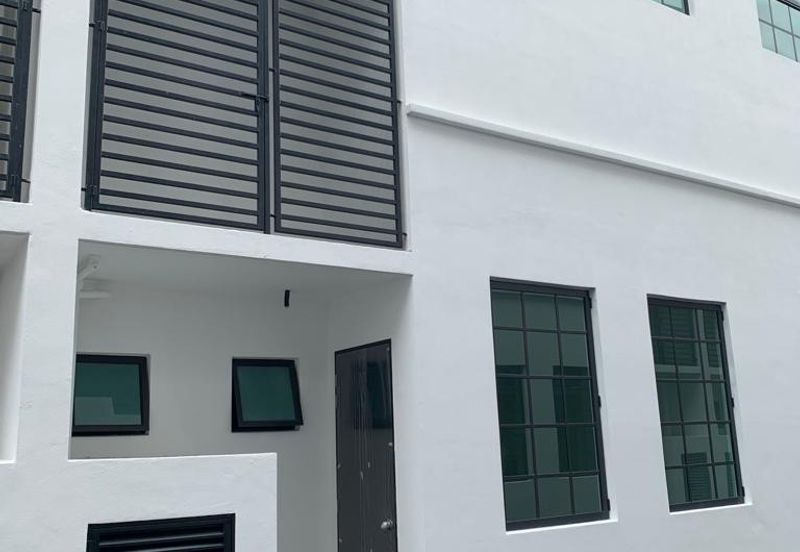 Whitten Eco Majestic