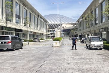 Bukit Jalil City Signature Shop Office