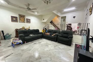 SL7, Bandar Sungai Long