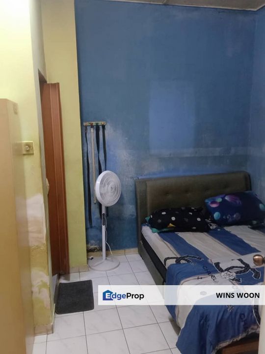 3R2B Shop Apartment @ Taman Lembah Maju, Selangor, Pandan Indah
