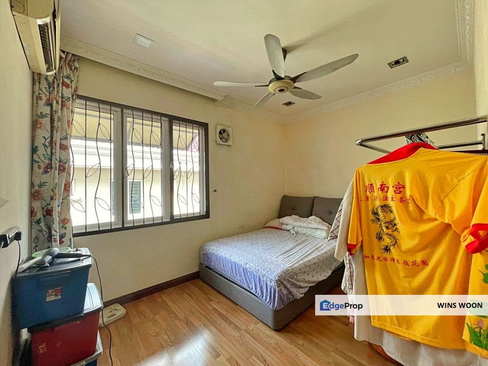 Good Condition 2 Sty SemiD @ Taman Naga Emas For Sale, Kuala Lumpur, Salak Selatan