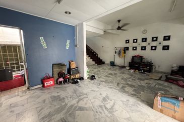 Jalan Sri Petaling 13