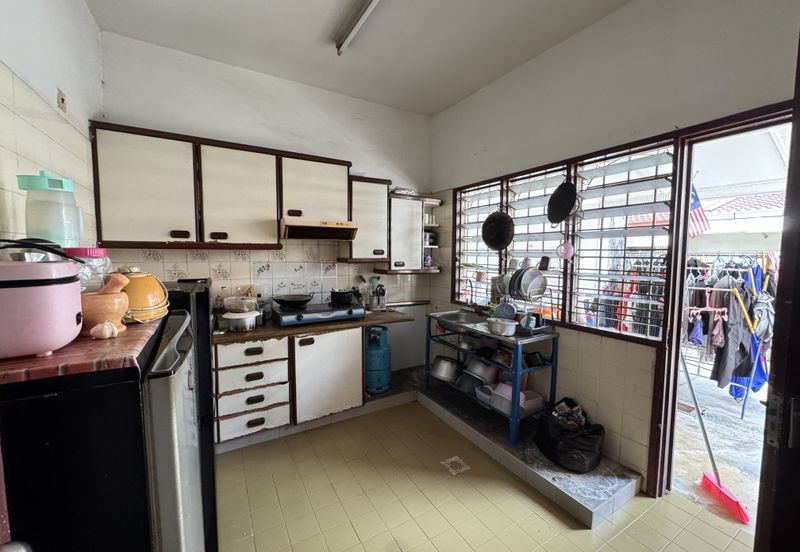 Jalan Sri Petaling 13