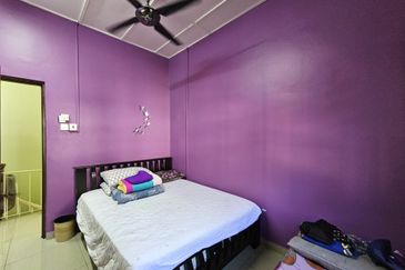 SL7, Bandar Sungai Long