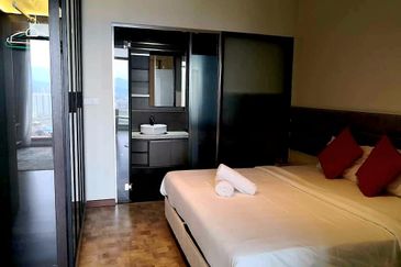 Expressionz Professional Suites