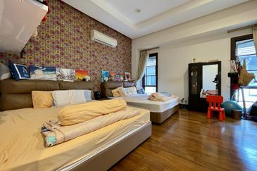 Jalan Bandar Kinrara 6B/8J 