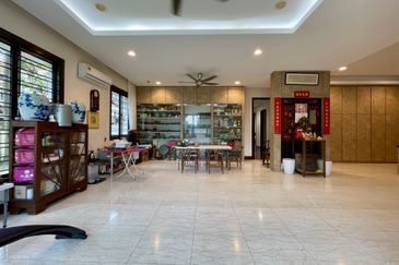 Jalan Bandar Kinrara 6B/8J 