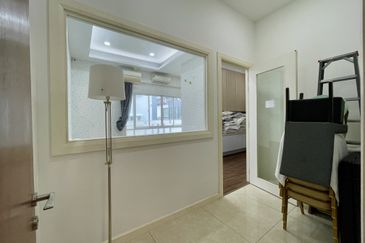 SL 9, Bandar Sungai Long