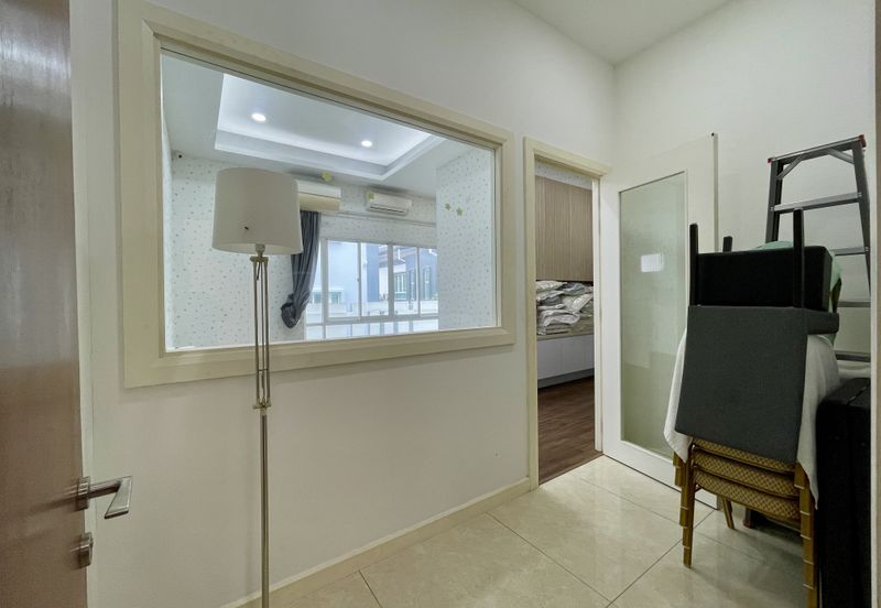 SL 9, Bandar Sungai Long