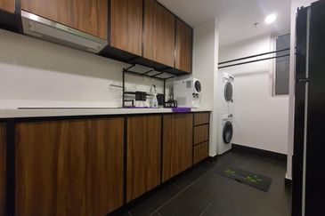 UNA Serviced Apartment