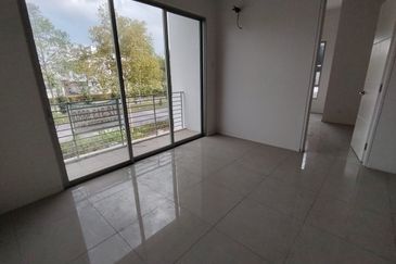 Fairfield Residences, Tropicana Heights