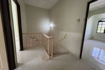 SL 6, Bandar Sungai Long