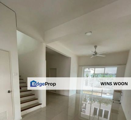 3 Storey Townvilla Canary Residence , Kuala Lumpur, Cheras