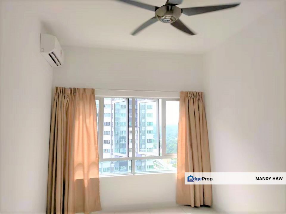 SEWA BERBALOI BIG BALCONY + Kitchen Cabinet Rumah CANTIK SAVANNA Executive Suite Southville City, Bangi, Condo Move In Condition, 3r2b 2 carpark, Selangor, Bangi