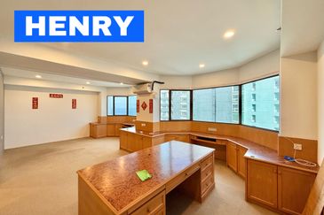 BEST CONDITION Gurney Tower Office For Sale at Persiaran Gurney Georgetown Penang