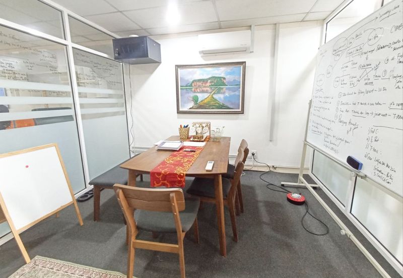 Worldwide Business Park