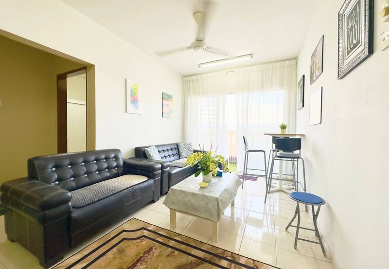 Residensi Laguna Biru 2