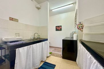 Residensi Laguna Biru 2