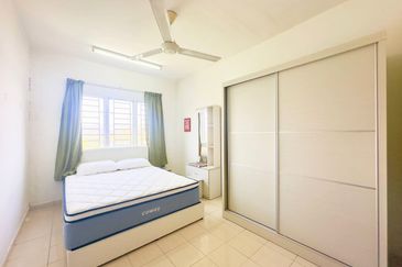 Residensi Laguna Biru 2