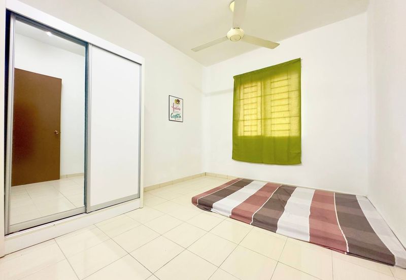 Residensi Laguna Biru 2