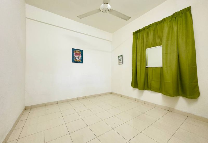 Residensi Laguna Biru 2