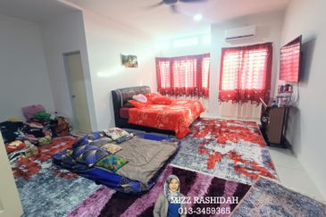 Behrang Sentral | Rumah Teres Dua Tingkat OPEN TITLE