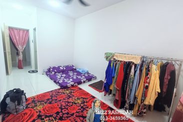 Behrang Sentral | Rumah Teres Dua Tingkat OPEN TITLE