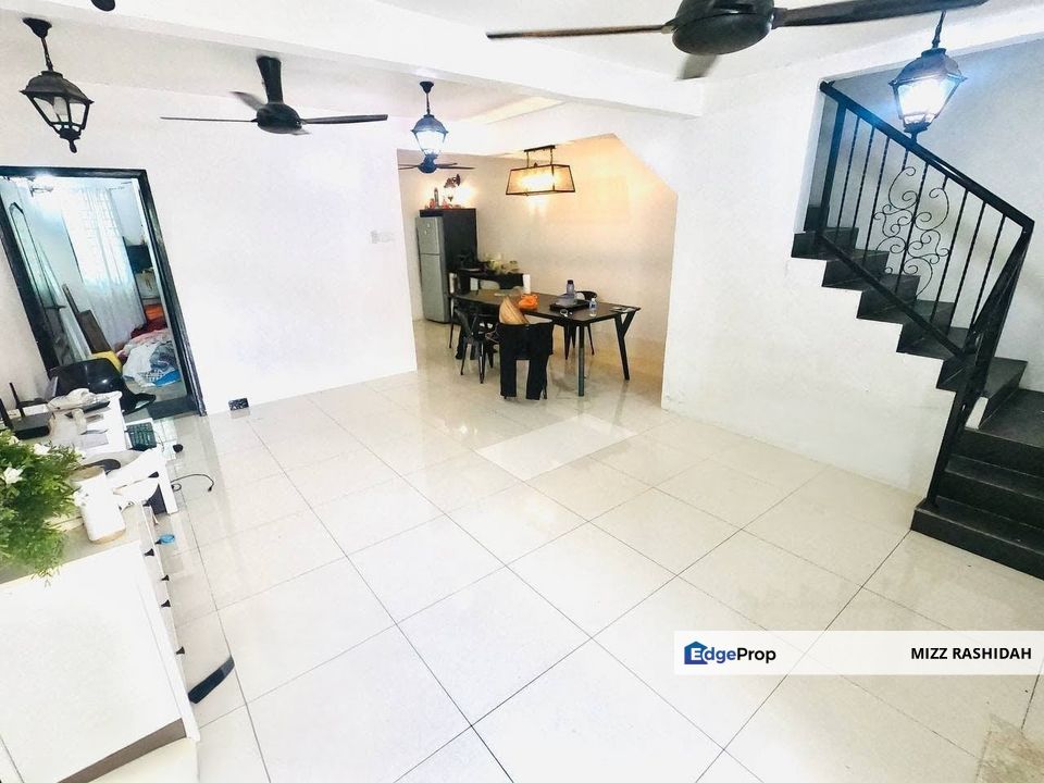 Serendah Makmur 1.5 Storey Terrace RENOVATED, Selangor, Serendah