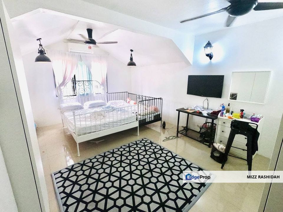 Serendah Makmur 1.5 Storey Terrace RENOVATED, Selangor, Serendah