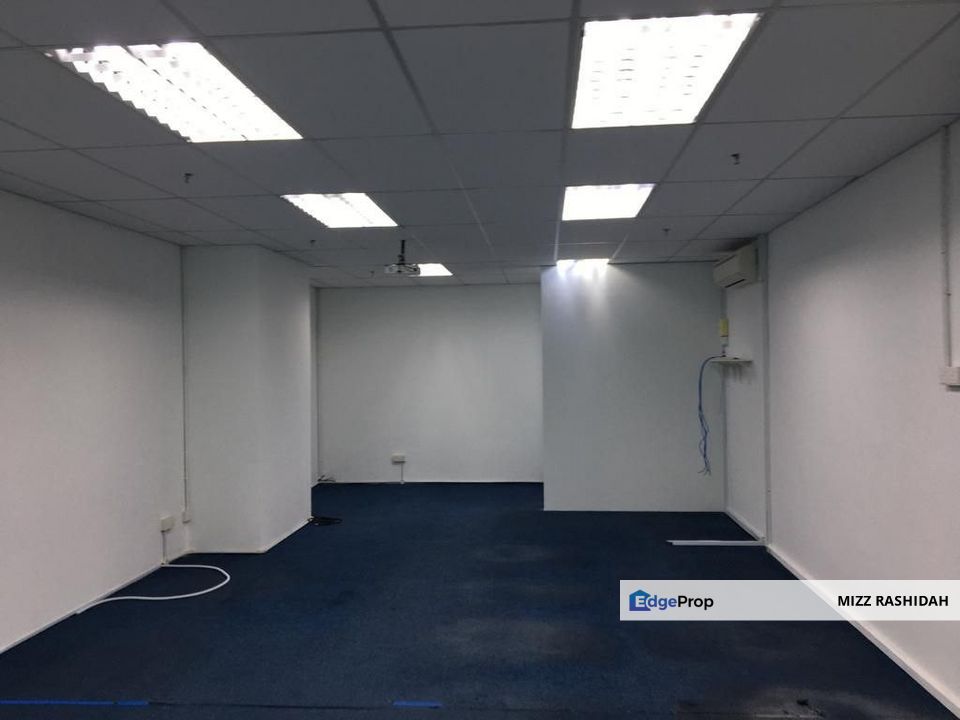 PJX HM SHAH TOWER, PETALING JAYA SELANGOR, PERSIARAN BARAT PJS 52, WALKING DISTANCE TO LRT FOR SALE, Selangor, Petaling Jaya