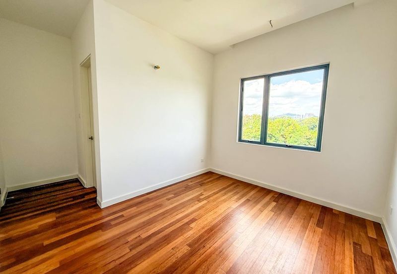 Broadleaf Residences, Hometree