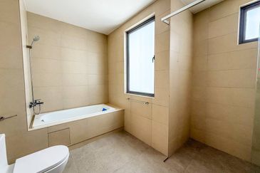 Broadleaf Residences, Hometree