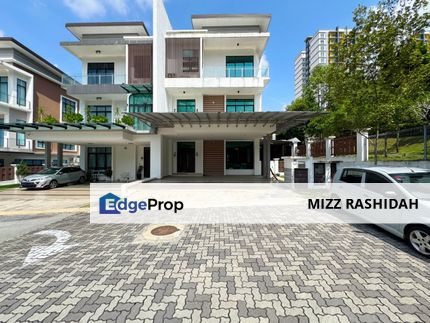 Verge 32 @ Puncak Melawati, Ampang Selangor, End Lot 3 Storey Semi Detached House, RENOVATED For sale, Selangor, Ampang