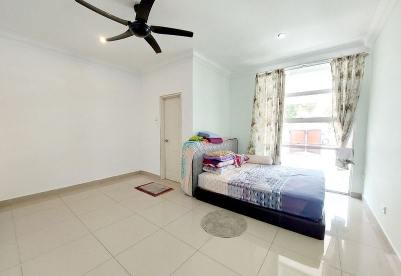 USJ Avenue @ USJ Heights