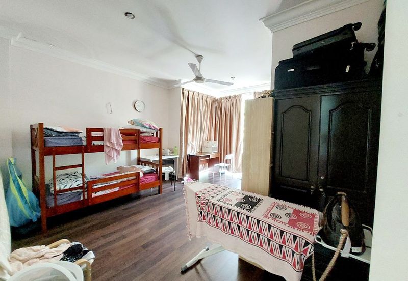 USJ Avenue @ USJ Heights