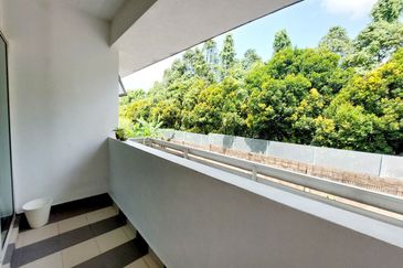 USJ Avenue @ USJ Heights