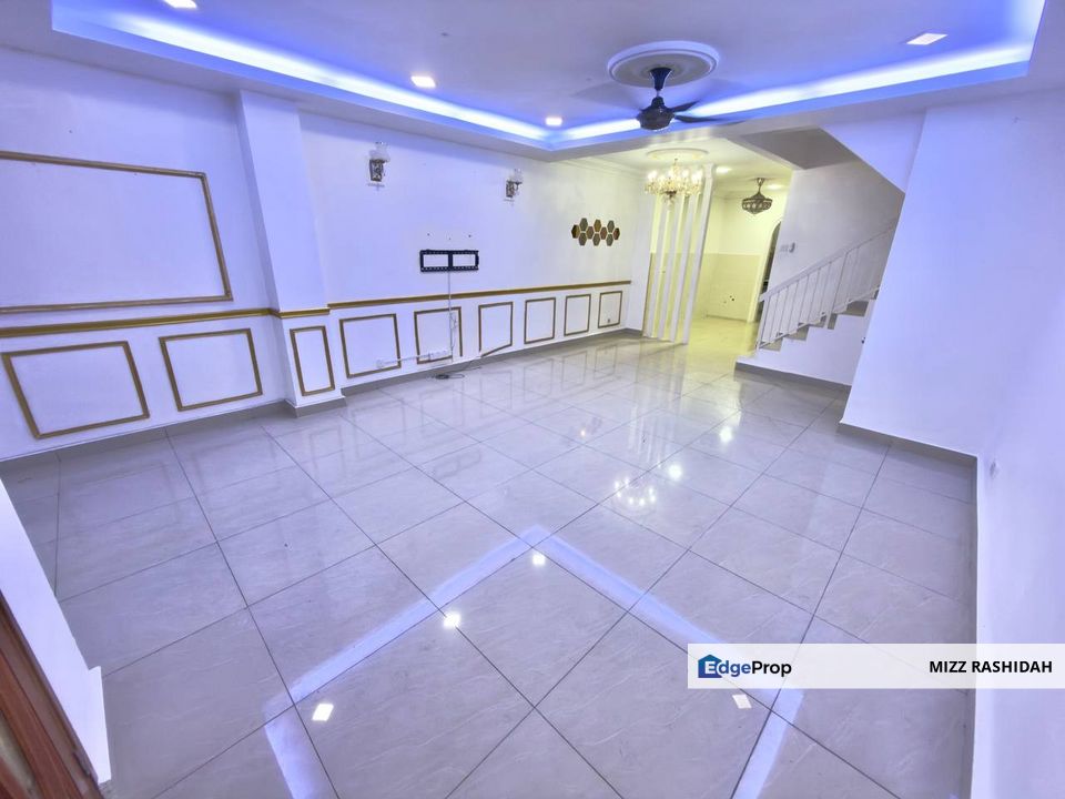 Green Valley Park, Rawang Selangor,  2 Storey Terrace Bandar Puteri 𝐑𝐄𝐍𝐎𝐕𝐀𝐓𝐄𝐃 & 𝐄𝐗𝐓𝐄𝐍𝐃𝐄D For Sale, Selangor, Rawang