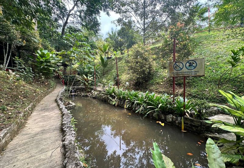 Pekan Ulu Yam (Lama)