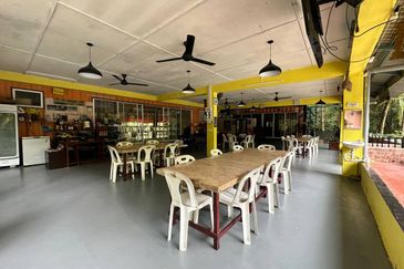 Pekan Ulu Yam (Lama)