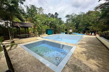 Pekan Ulu Yam (Lama)