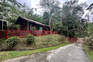 Pekan Ulu Yam (Lama)