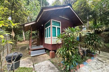 Pekan Ulu Yam (Lama)