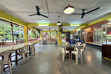 Pekan Ulu Yam (Lama)