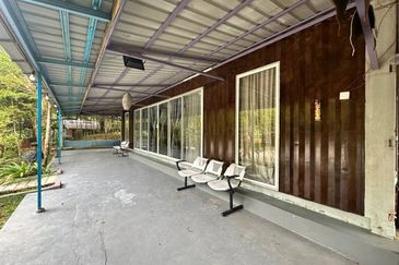 Pekan Ulu Yam (Lama)