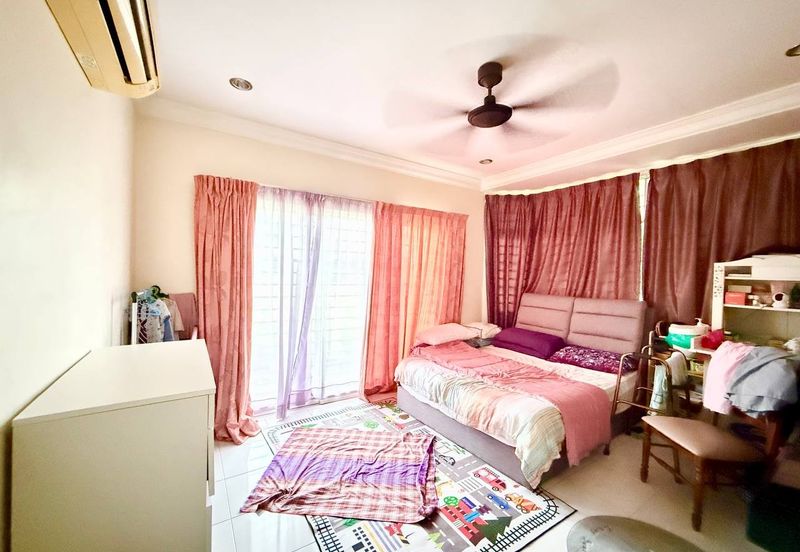 Perdana Lakeview East