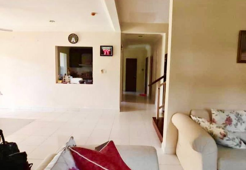 Perdana Lakeview East