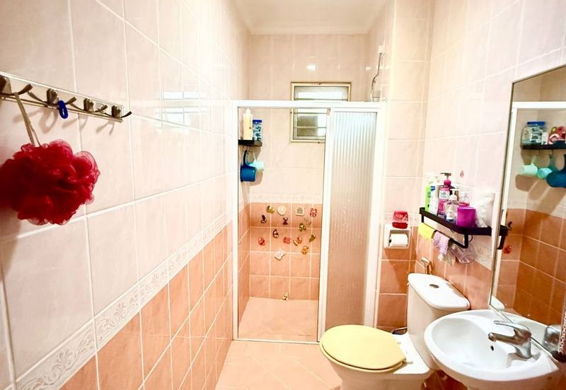 Perdana Lakeview East